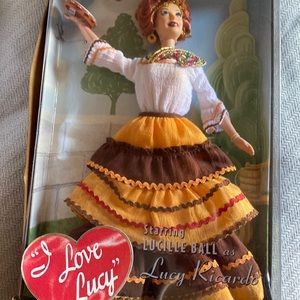 NIB I Love Lucy Episode 38 Operetta